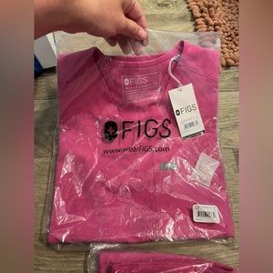 FIGS joggers scrubs set